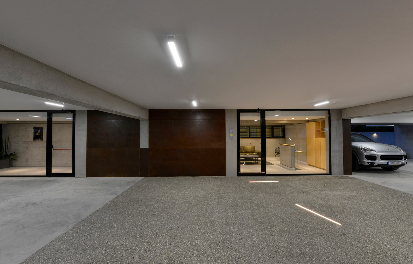 Maemoriyama Parking Area Inbound