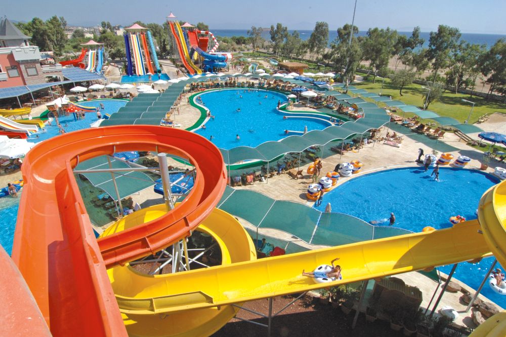 Yali Castle Aquapark