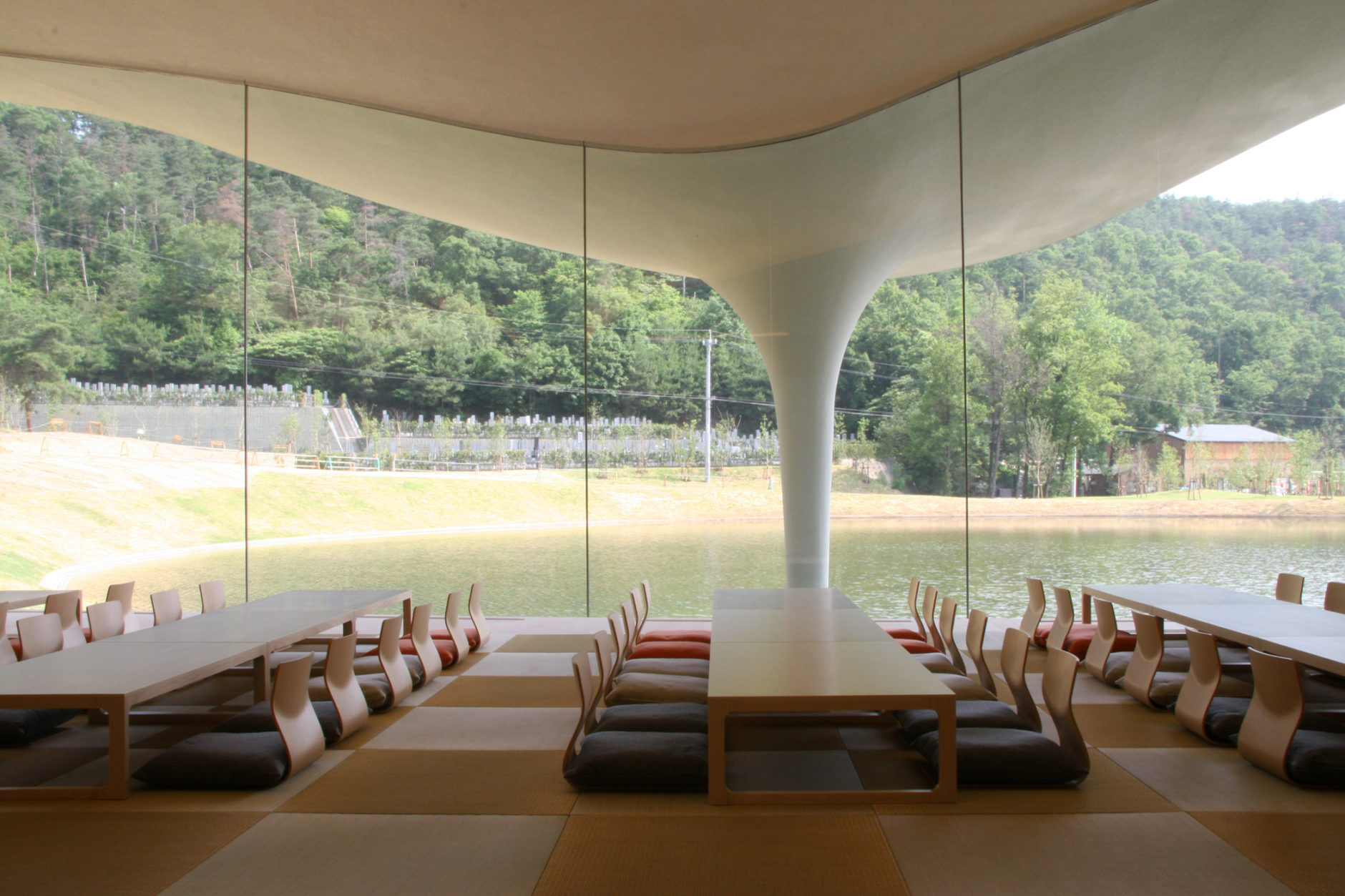 Kakamigahara Public Swimming Pool