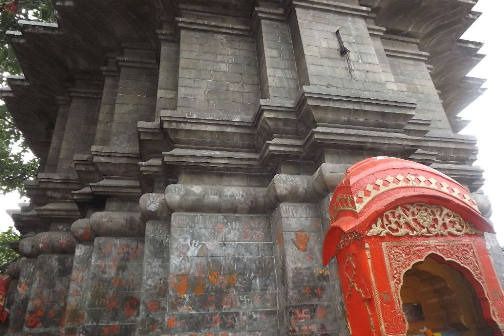 Aai Vajreshwari Devi Temple