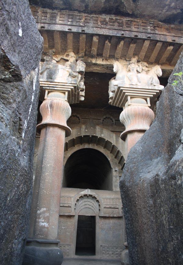 Bedse Caves