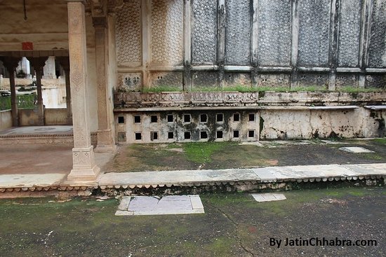 Chhatra Mahal