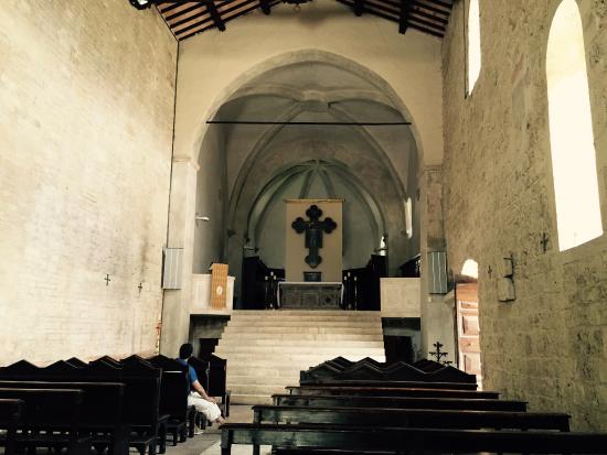 Chiesa di San Montano