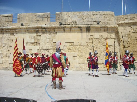 In Guardia Parade