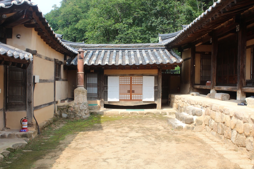 Jinbo Market