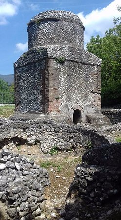 Necropoli Monumentale di Avella