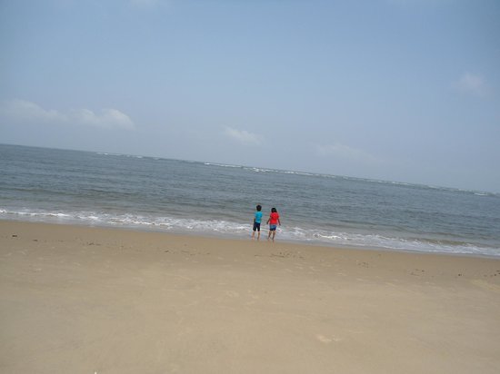 Kolamb Beach