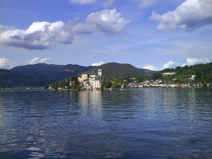 Lungolago di Pettenasco