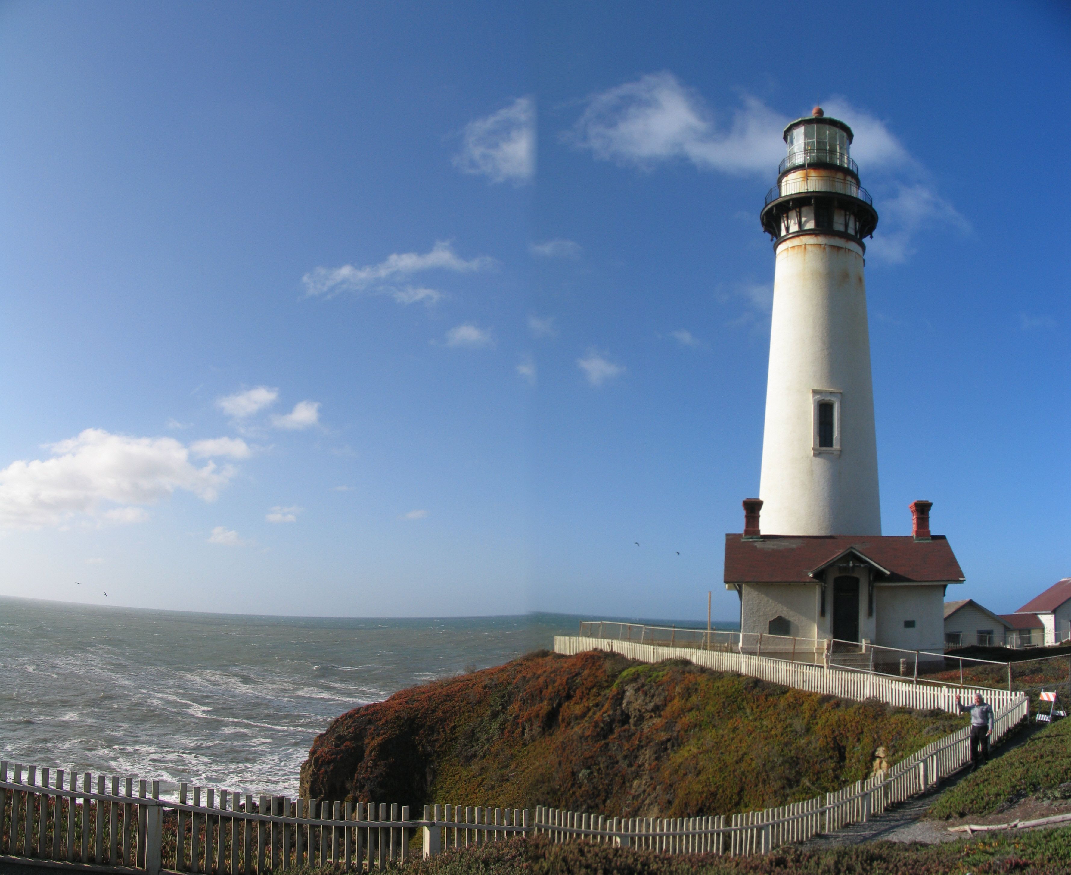 Ta Gurdan Lighthouse