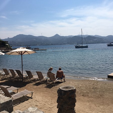 Xuma Beach Club