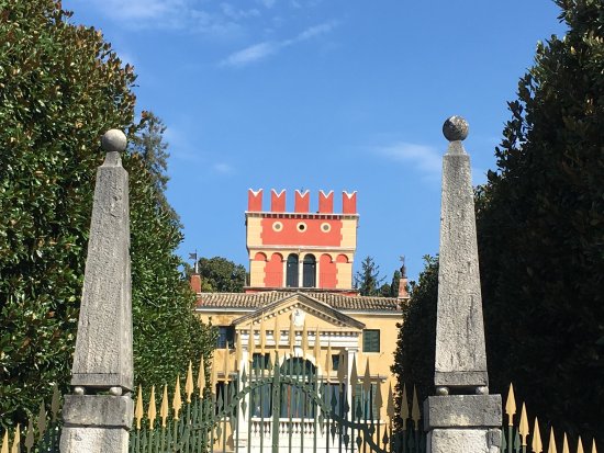 Villa degli Albertini