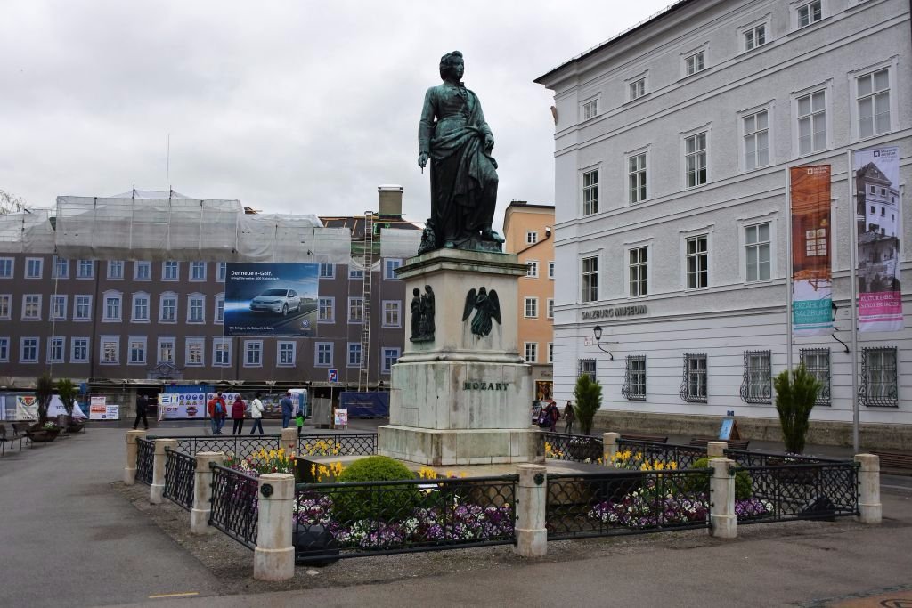 Mozart Monument