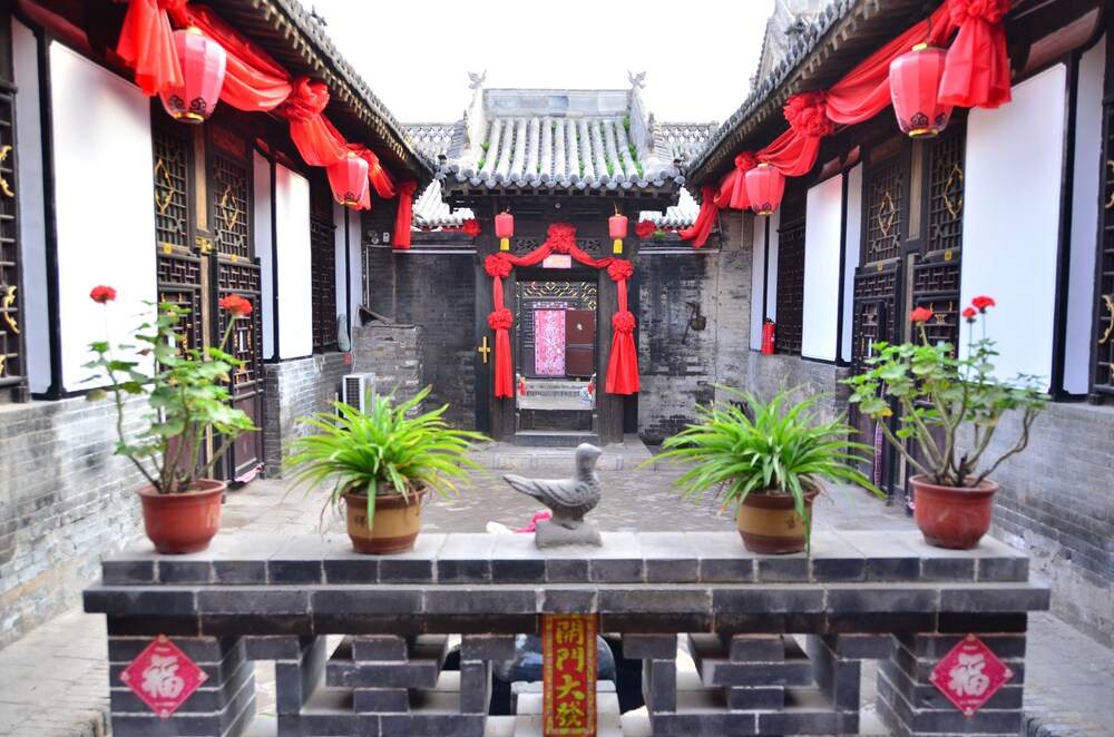 Family Chang Courtyard