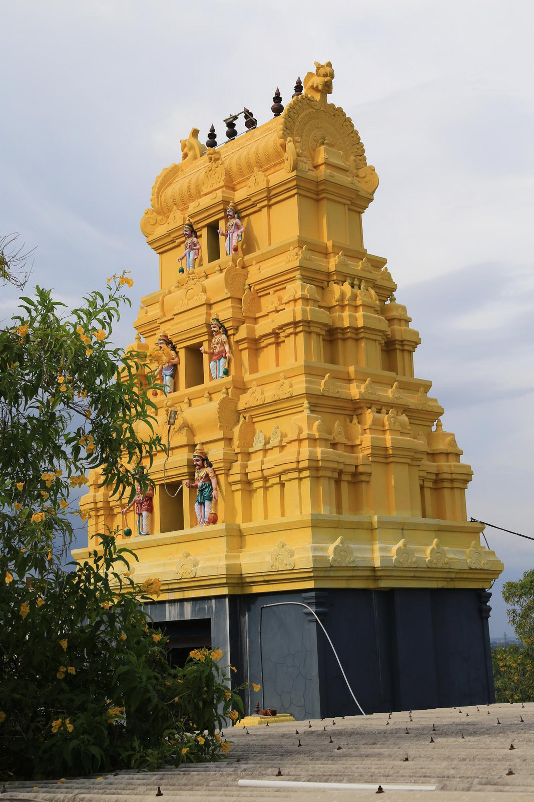 Nanan Temple Tower