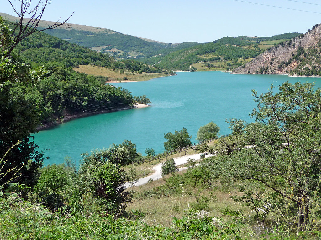 Lago di Fiastra