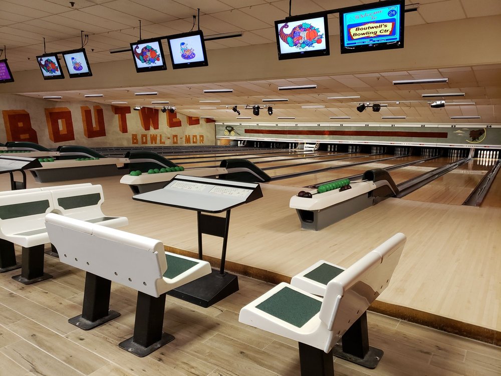 Tokiwadaira Bowling Center