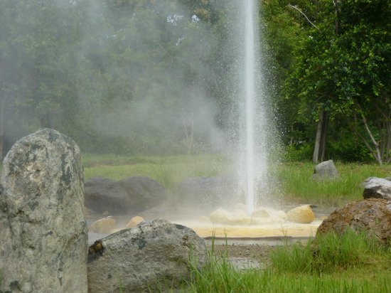 San Kamphaeng Hot Springs