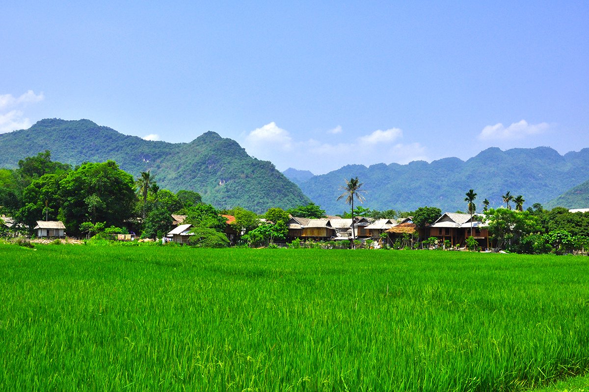 Lac Village