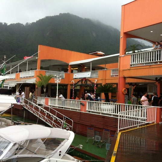 Shopping Piratas