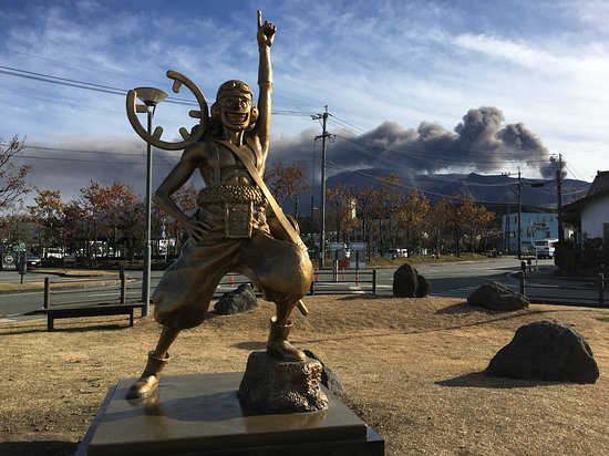 Usopp Statue