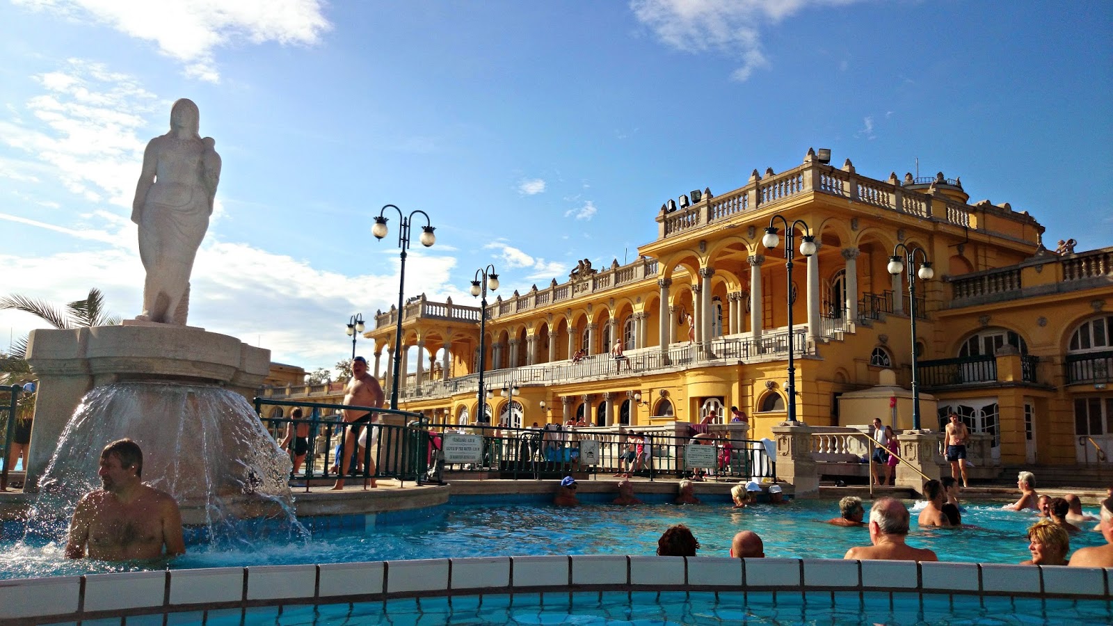 Dunaföldvári Lido and Medical Bath