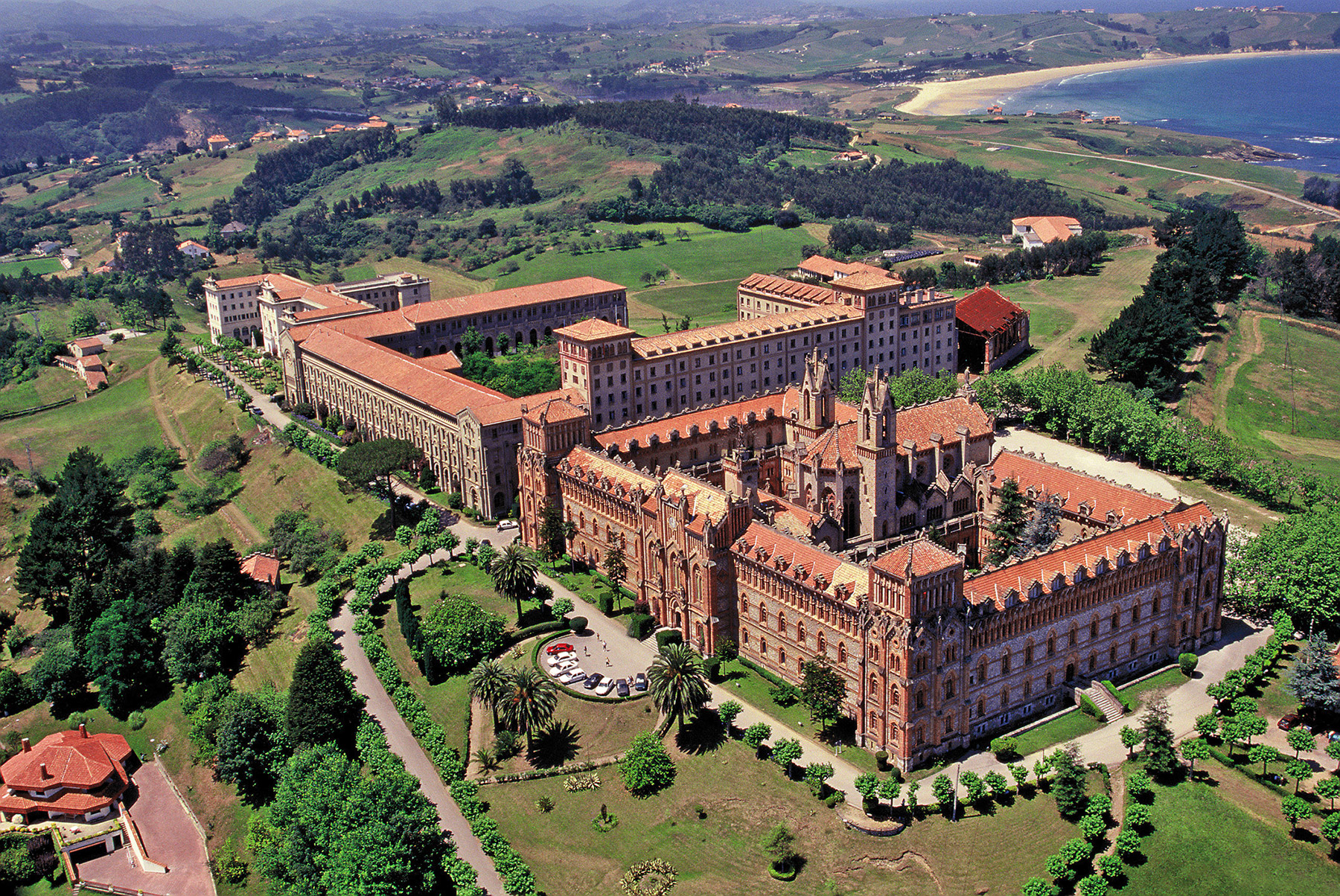 Universidad Pontificia