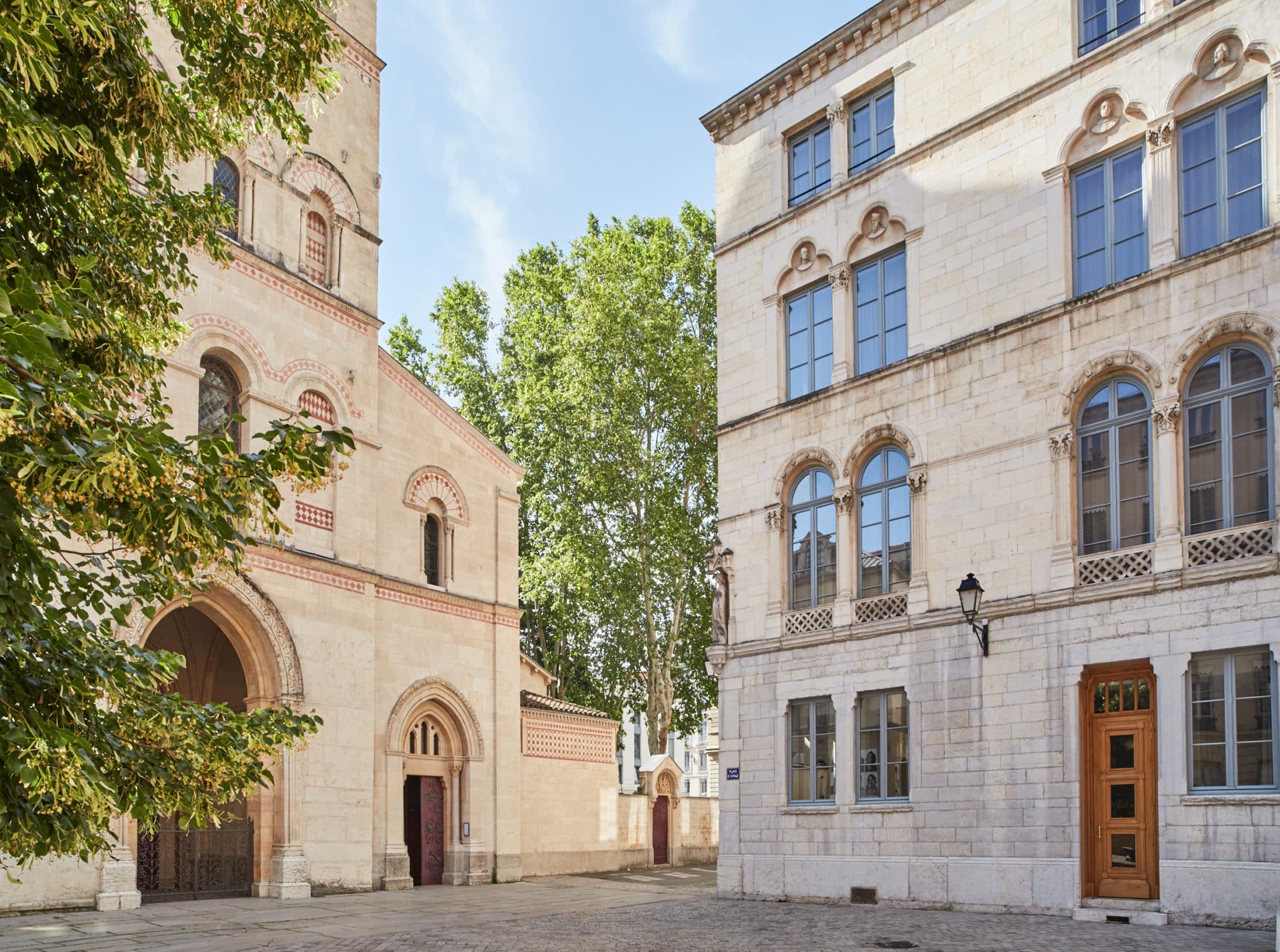 Abbaye de Saint Martin d'Ainay
