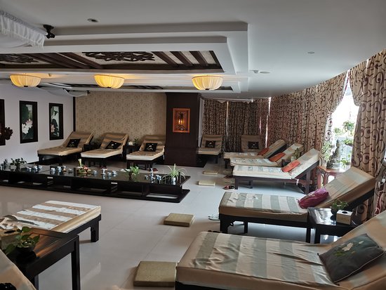 Golden Lotus Spa