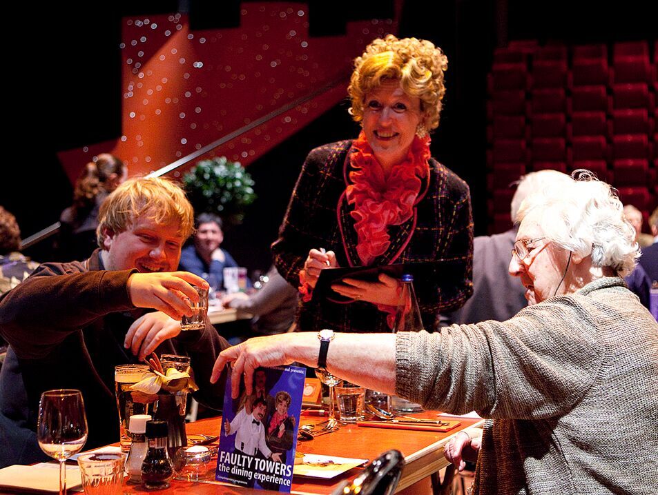 Faulty Towers - The Dining Experience