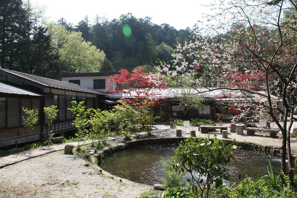 Azuma Shino Sato Onsen Iiyudana