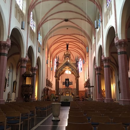 Eglise St. Laurent