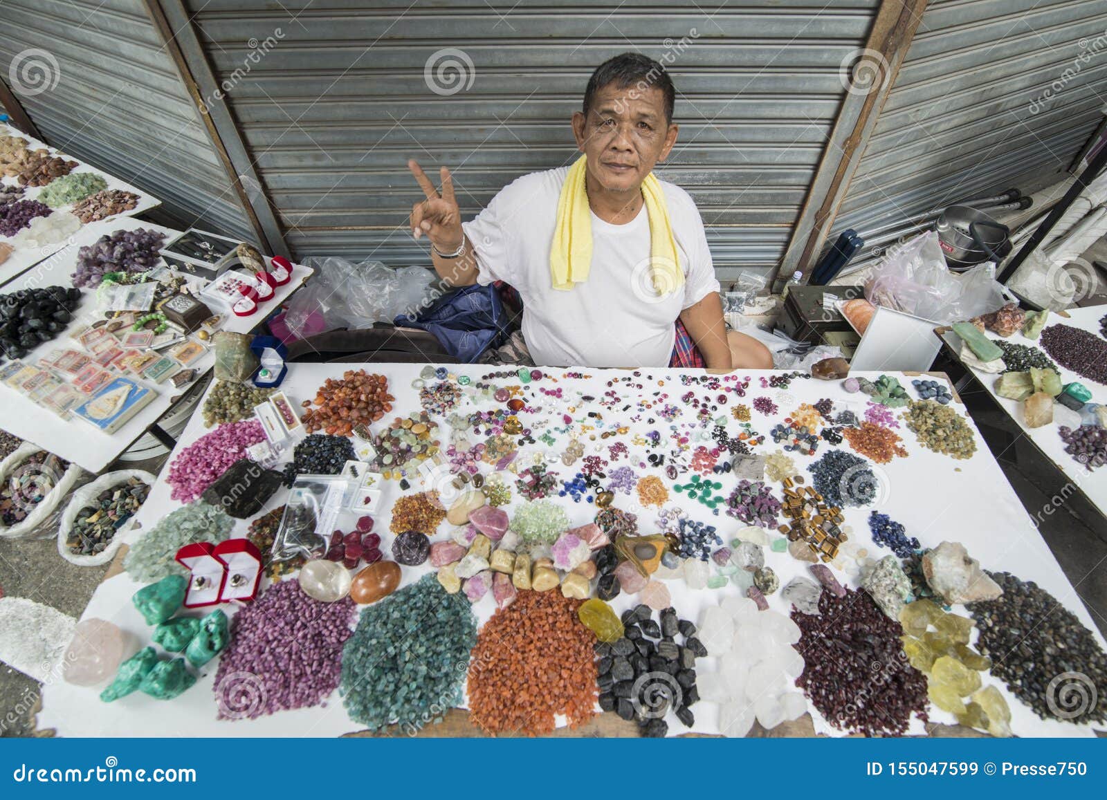 Gems Market