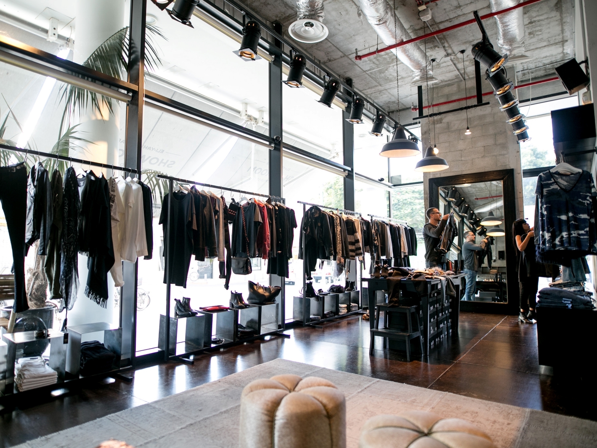Comotion Fashion Boutique