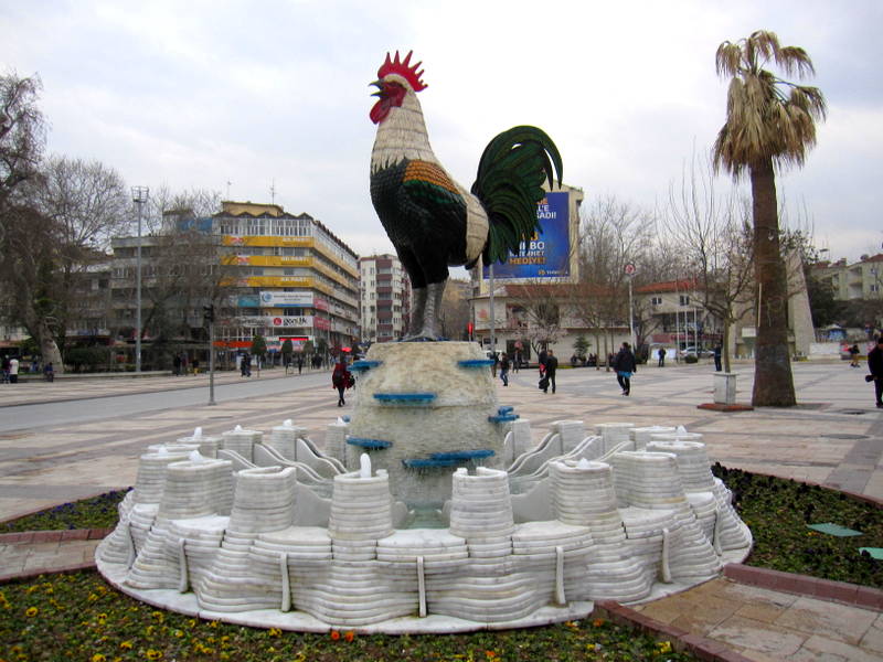 Horoz Heykeli