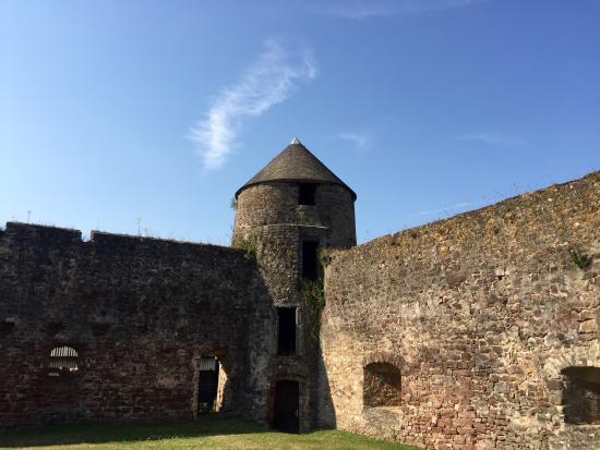 Pettingen Castle