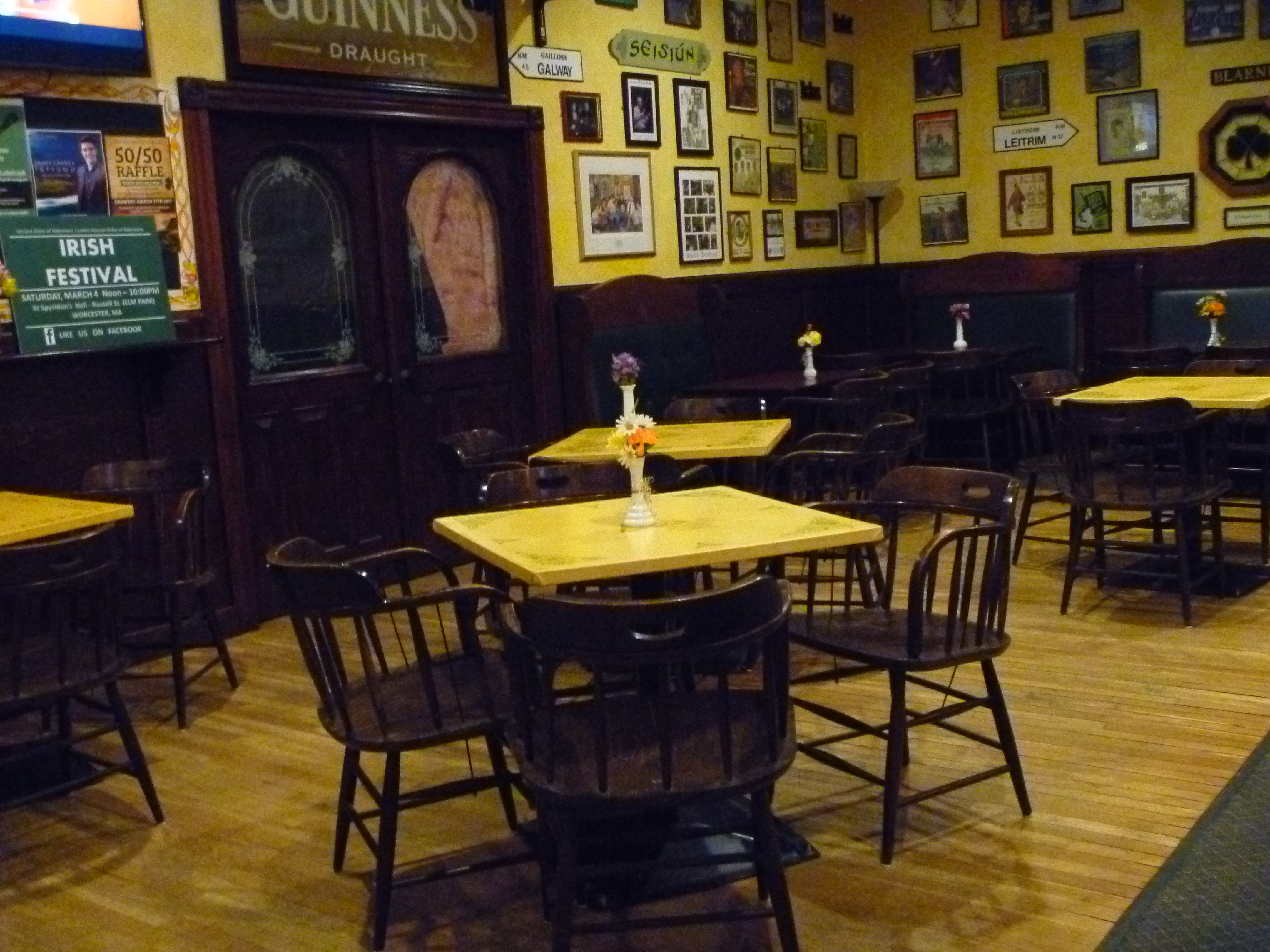 Fiddlers' Green Pub