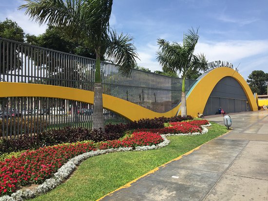 Parque de las Leyendas (Zoo)