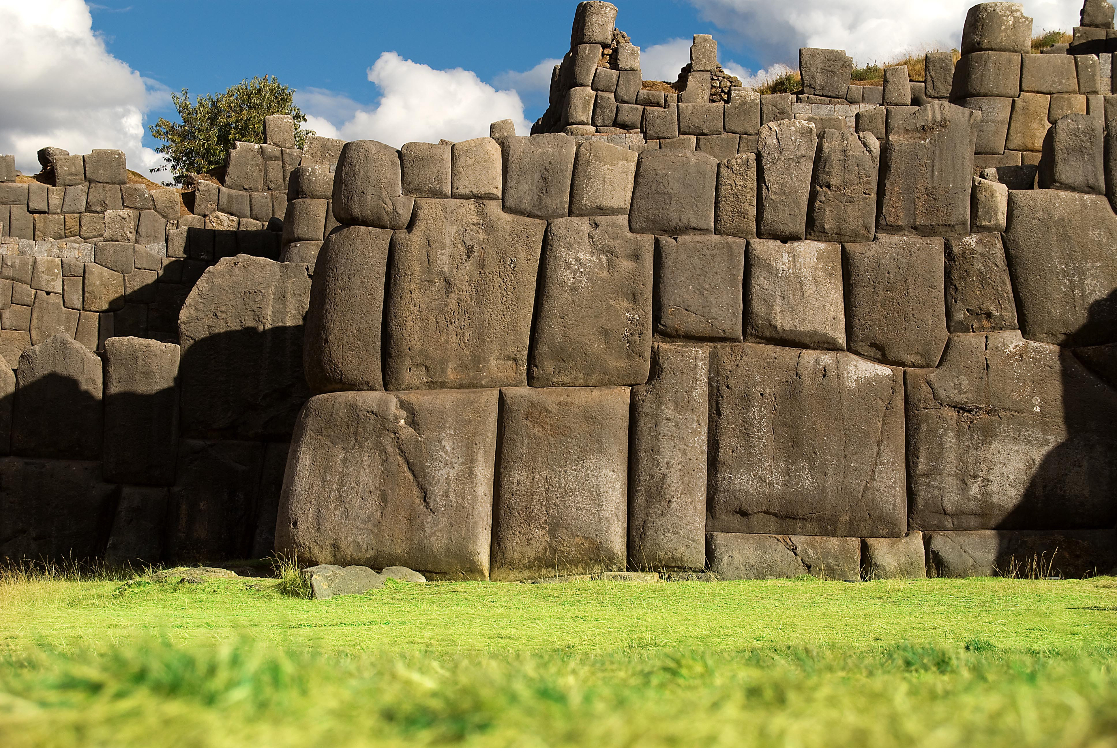 Sacsayhuaman
