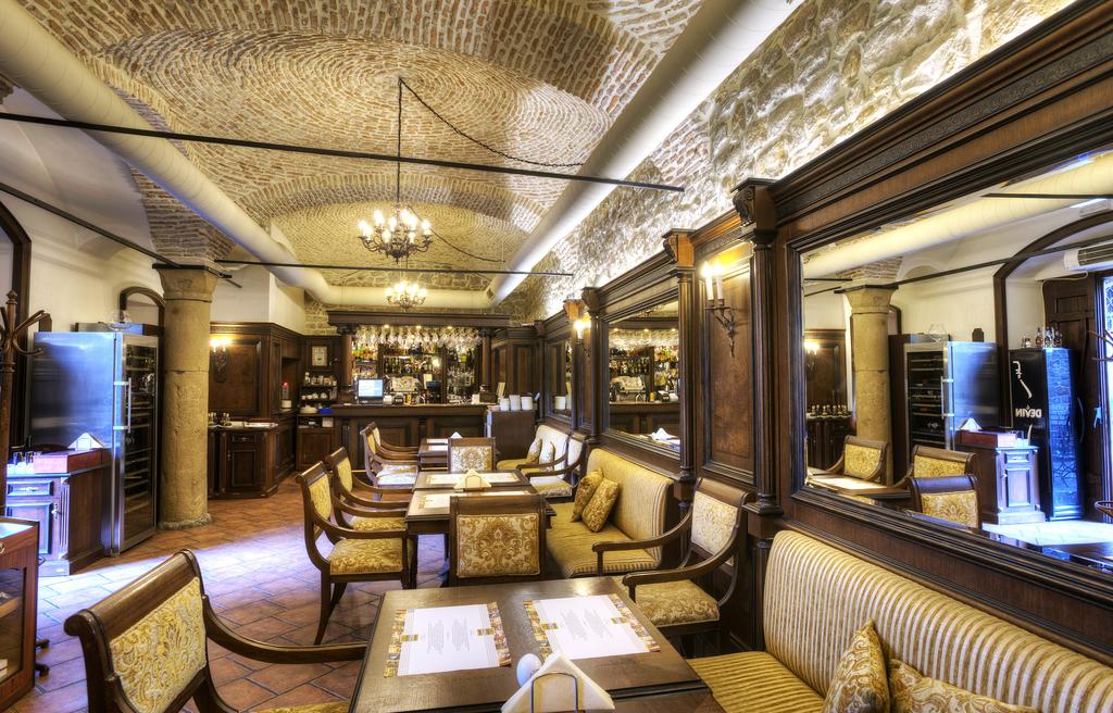 Hadji Nikoli Inn Museum Art Gallery