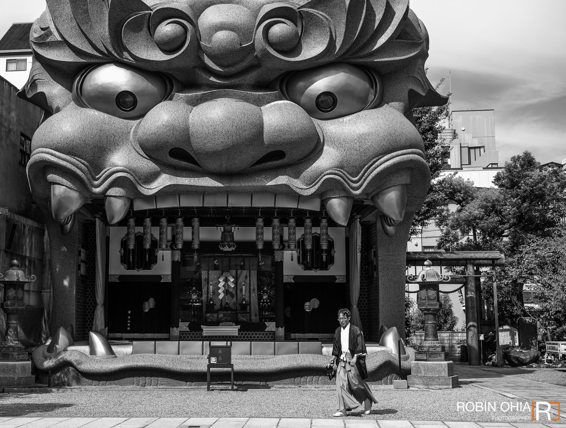 Namba Yasaka Shrine