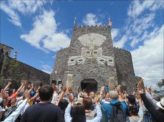 Museo Templo del Sol Pintor Ortega Maila