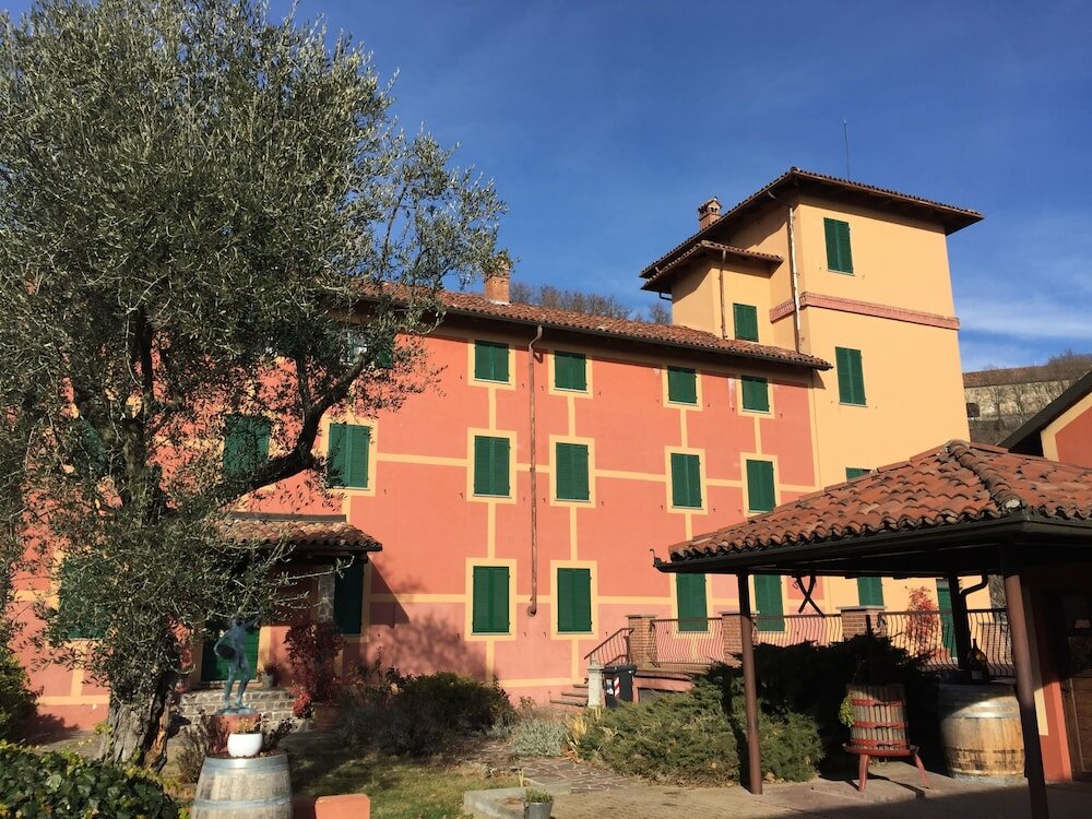 Tenuta Tenaglia
