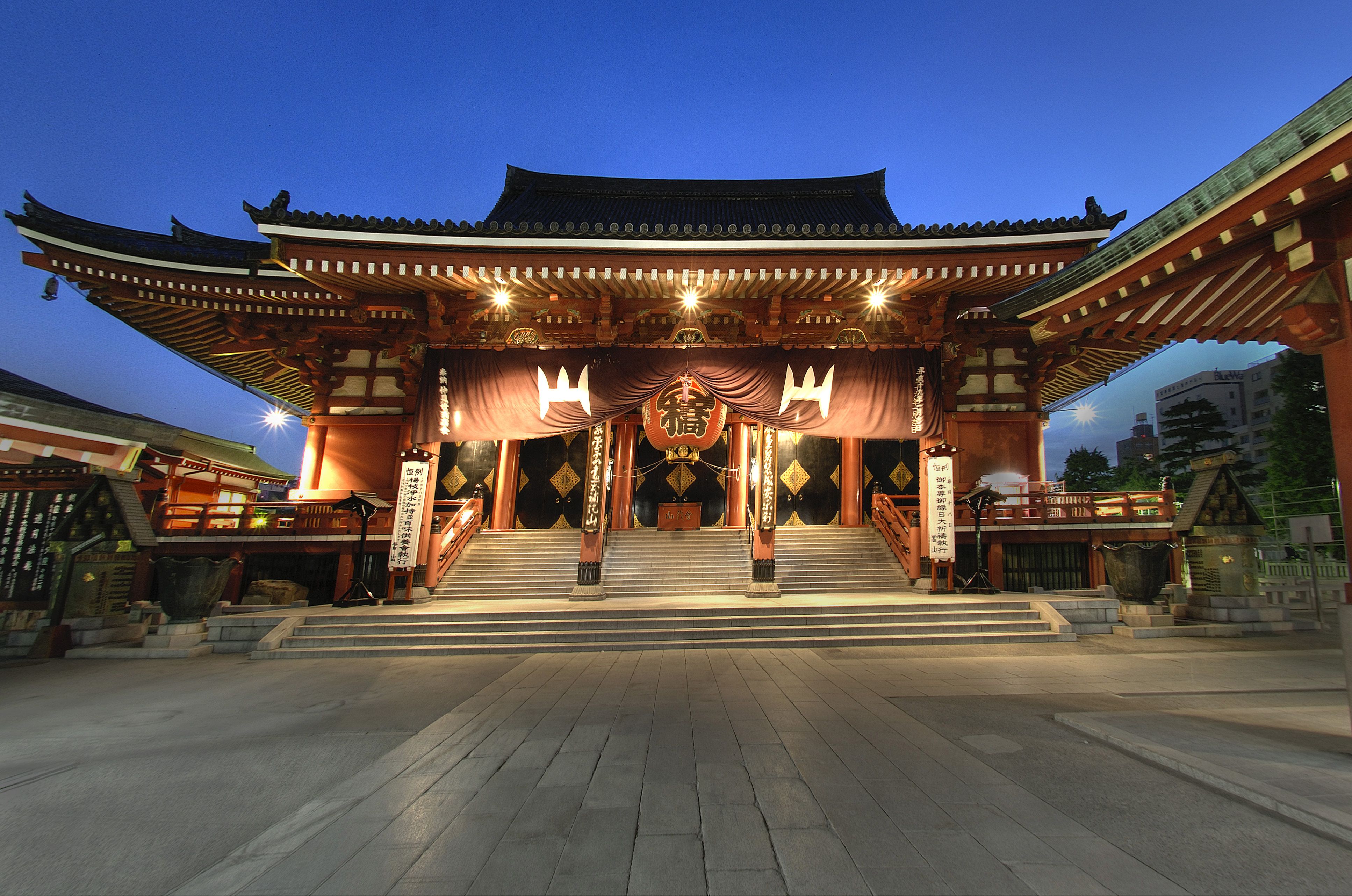The Site of Hyotan Pond and Ryounkaku