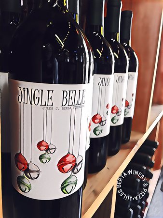 Jules J. Berta Vineyards & Pizza