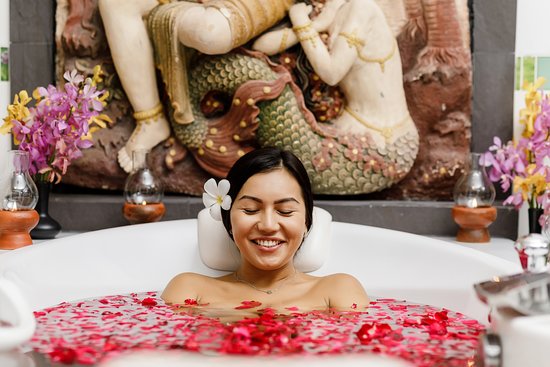 Siam Herbal Massage