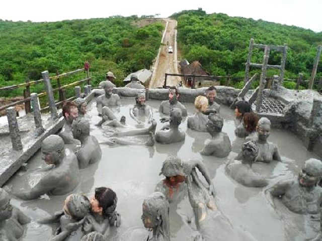 Volcan de Lodo El Totumo (Mud Volcano)