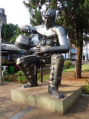 Paseo Bossetti