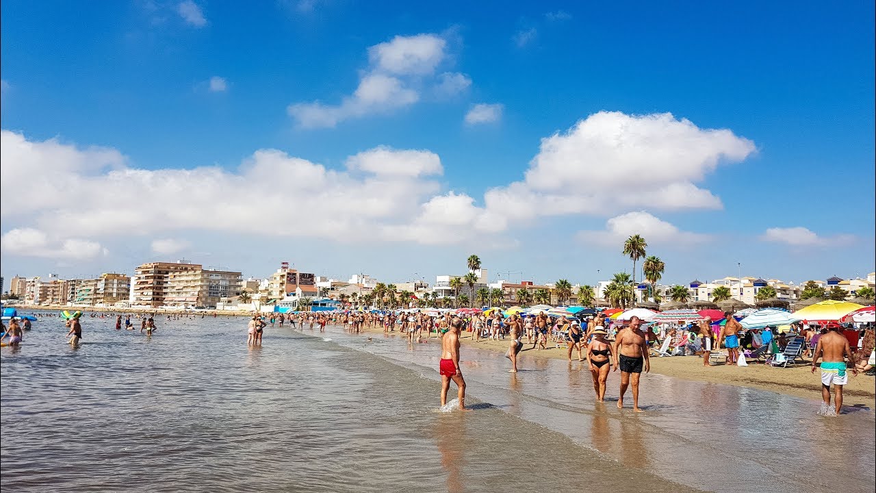 Playa de Los Naufragos