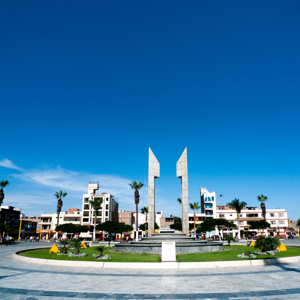 Mega plaza Cimbote