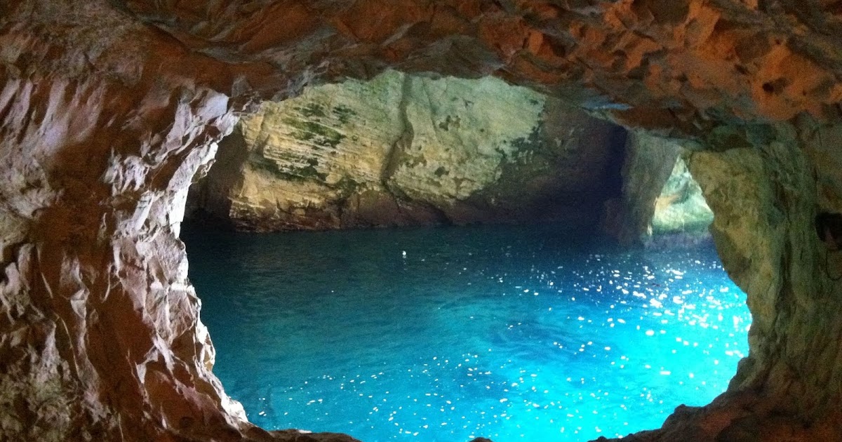 La Cueva Water park